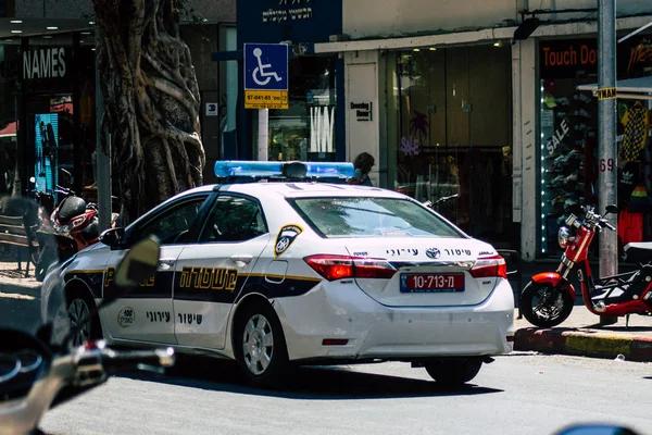 Traffic Stops in Hawaii: When Police Can Look at Your Phone