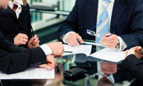 Florida Corporate Lawyer for Business Formation & Strategy