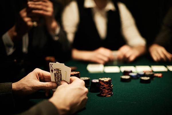 Discover Popular Slot Features in 온라인 슬롯
