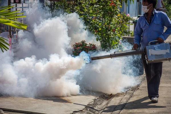Complete Guide to Choosing Lawn Care Services Buford