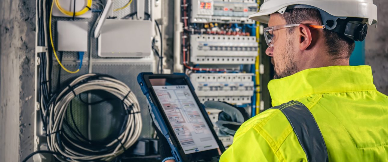 How to Find a Reliable Electrician in Winnipeg for Your Project